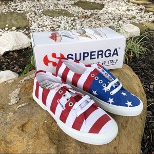 Superga 2750 Cotu Flag USA Women’s size 10